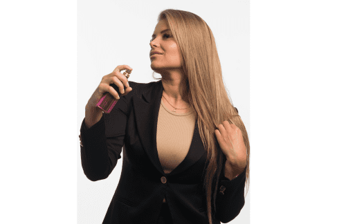 Fragrance Finesse: Find The Perfect Women's Perfume For Routine Use